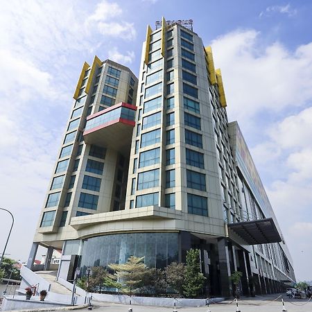 Pegasus Hotel Shah Alam Exterior photo