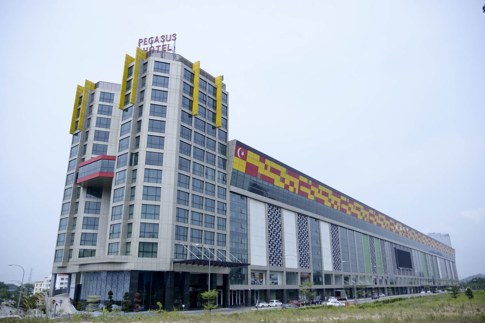 Pegasus Hotel Shah Alam Exterior photo